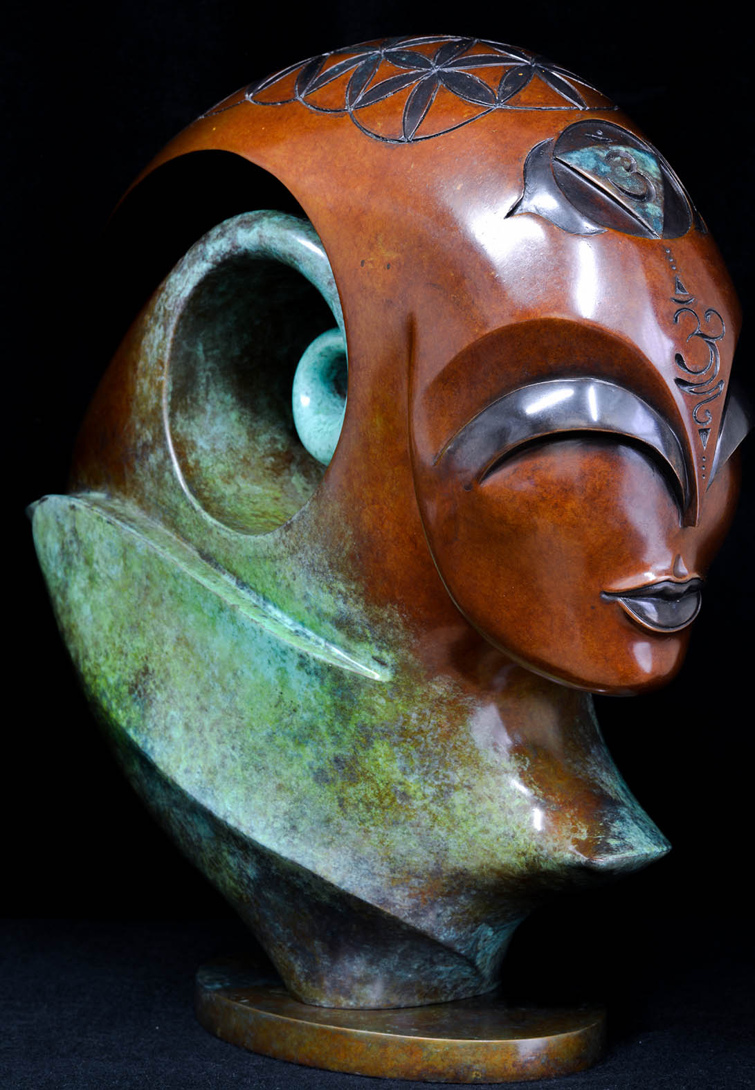 Bronze sculpture by Andrew Thomas