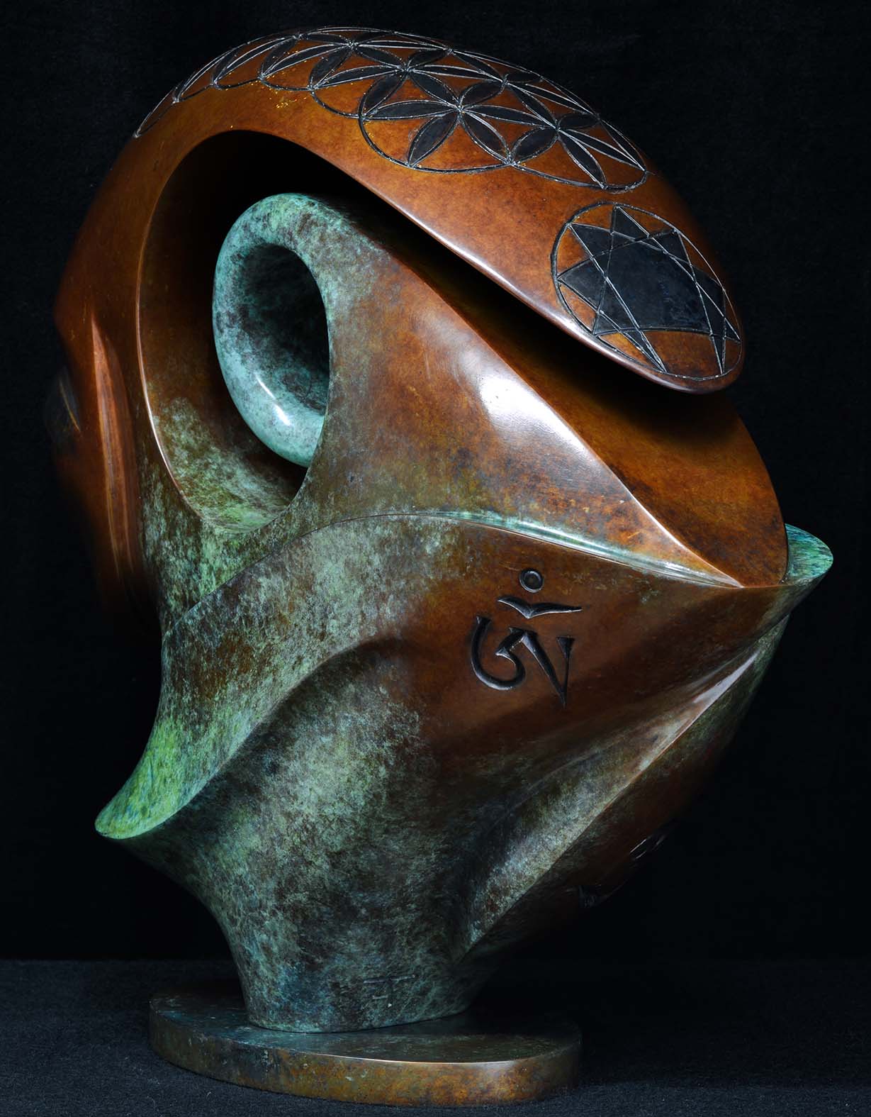 Bronze sculpture by Andrew Thomas