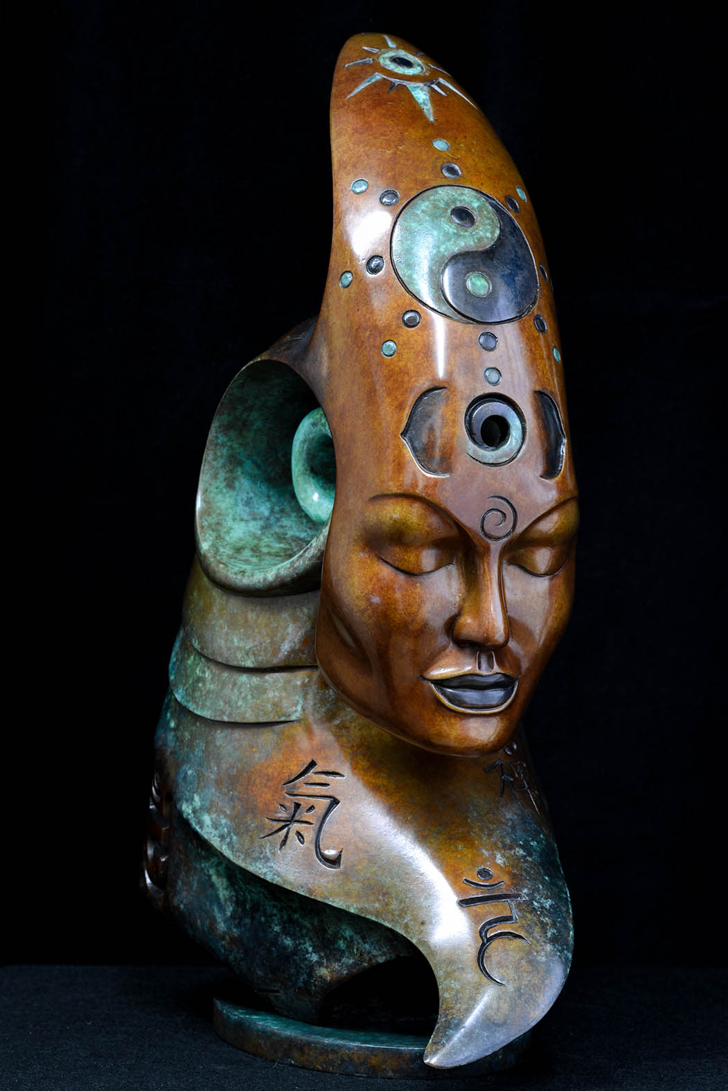 Bronze sculpture by Andrew Thomas
