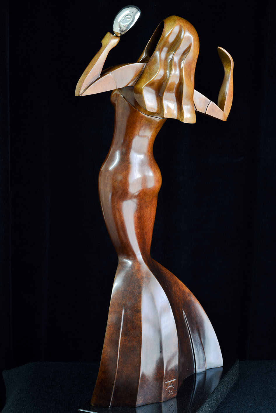 Bronze sculpture by Andrew Thomas