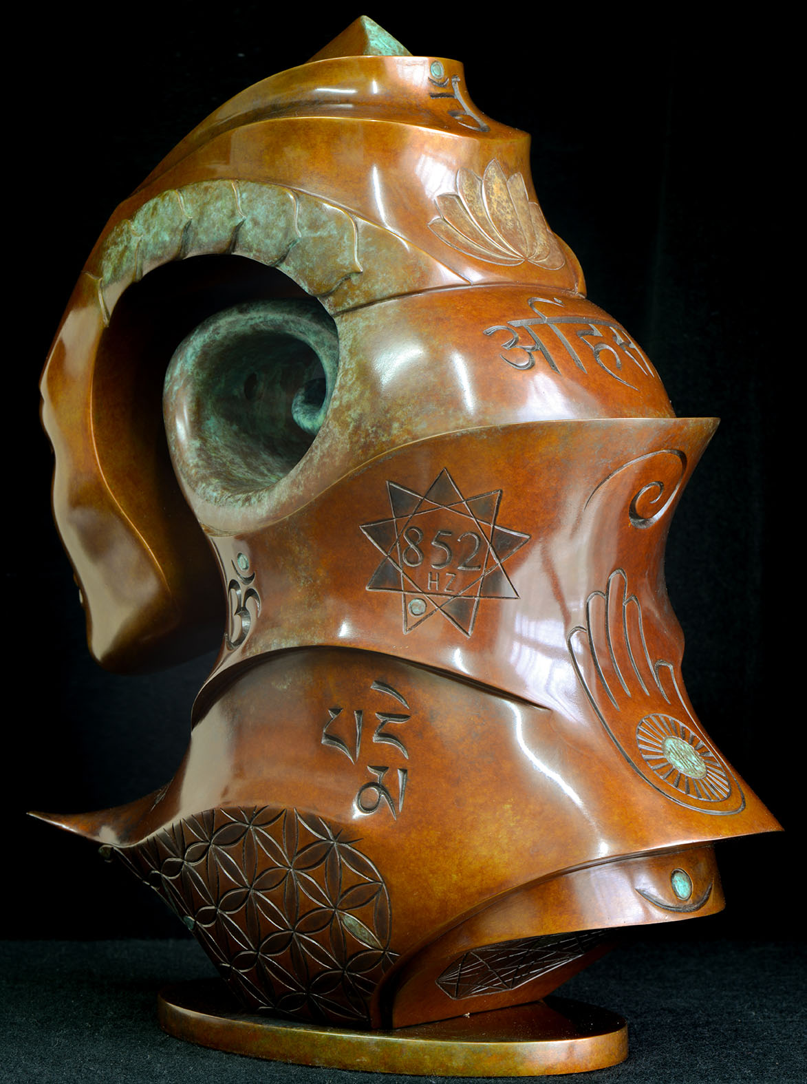 Bronze sculpture by Andrew Thomas