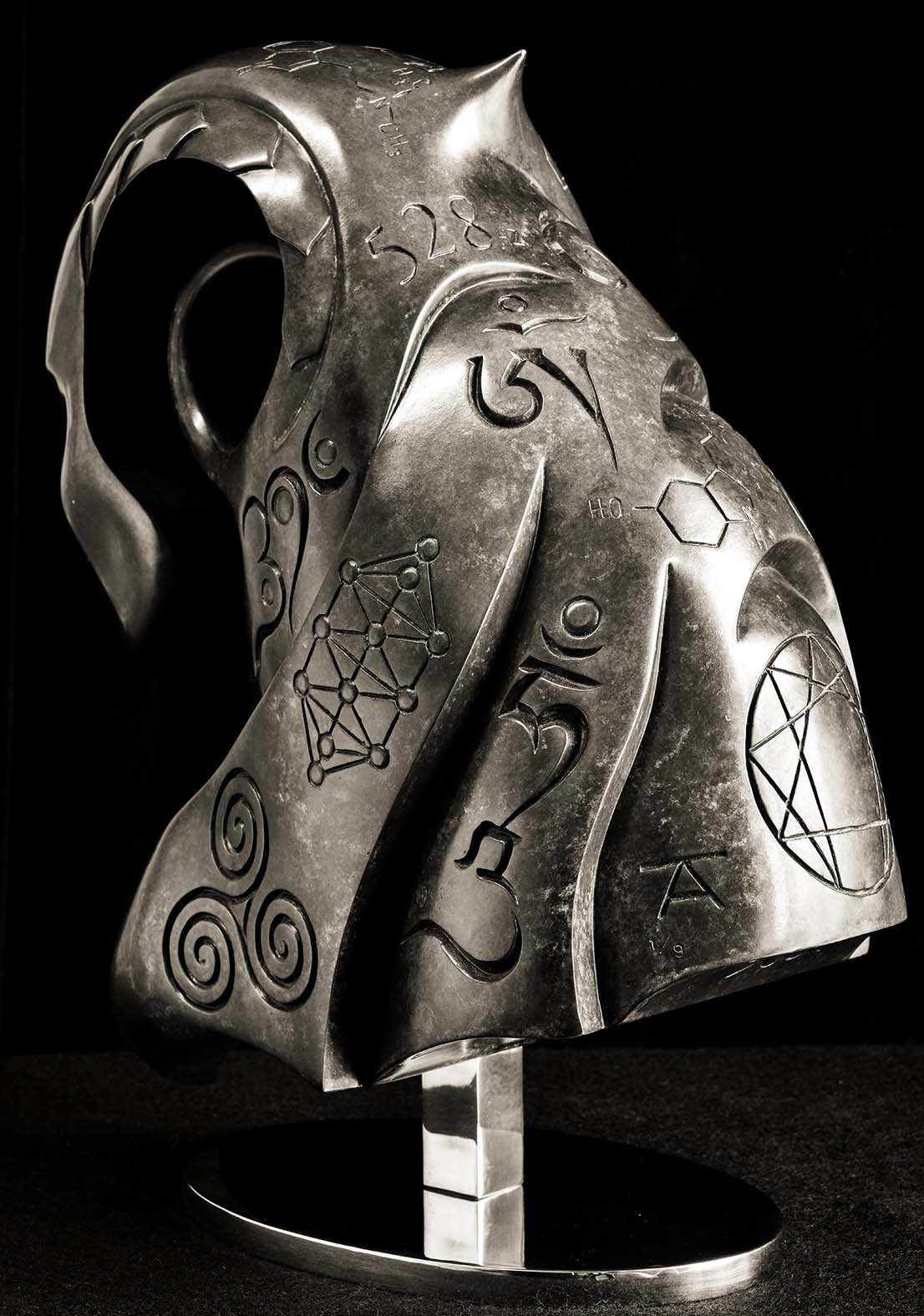 Bronze sculpture by Andrew Thomas