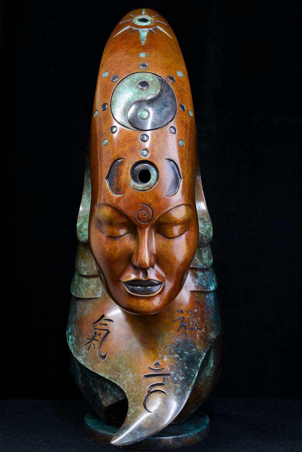 Bronze sculpture by Andrew Thomas