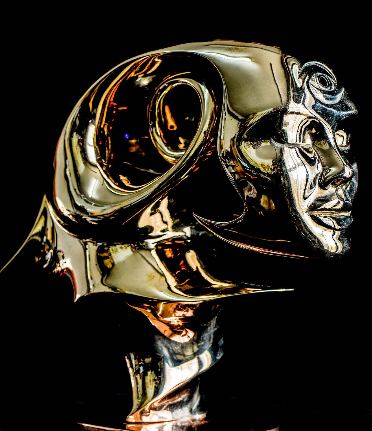 Bronze sculpture by Andrew Thomas