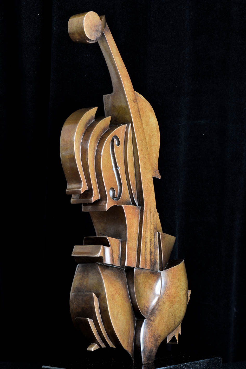 Bronze sculpture by Andrew Thomas<br />