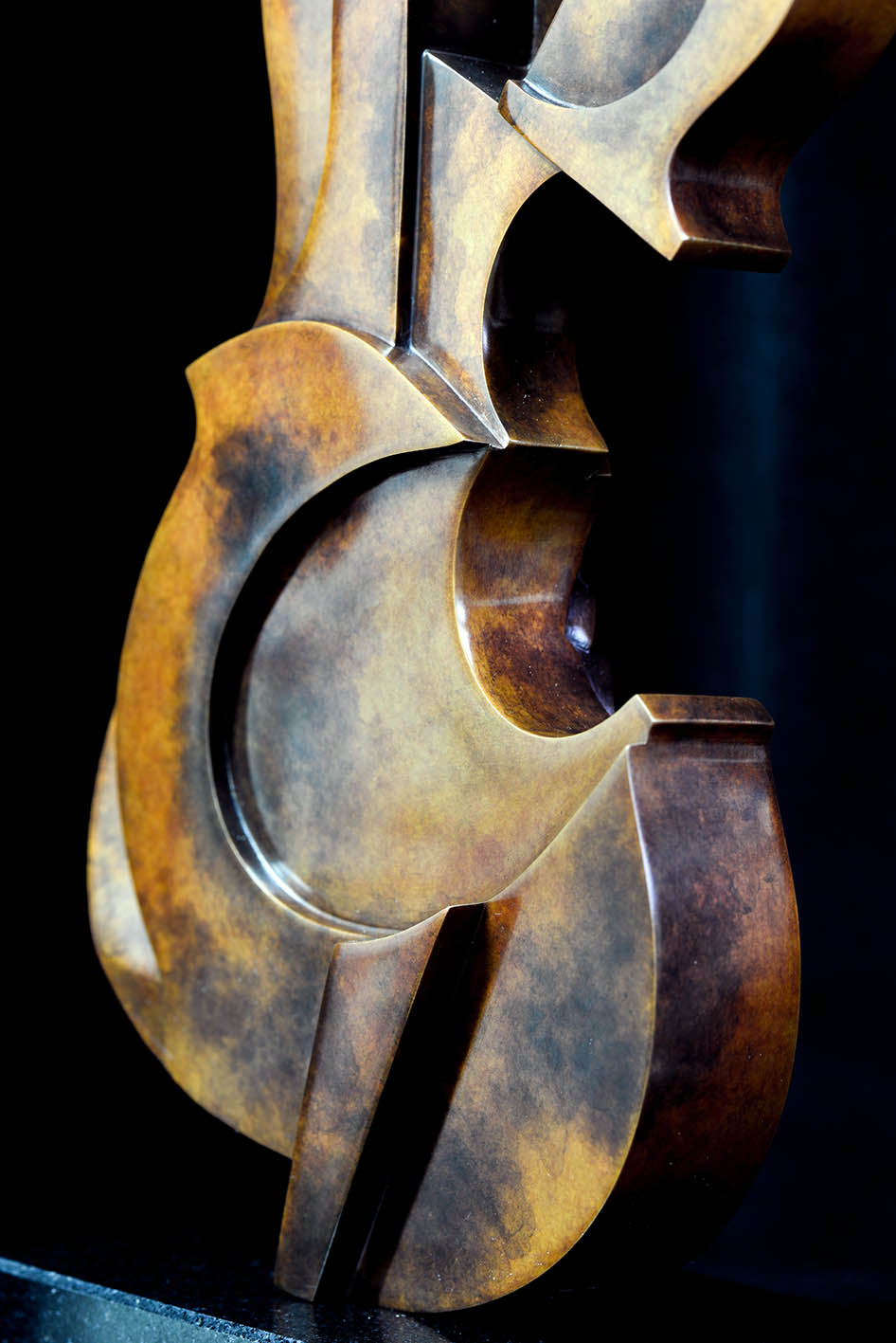 Bronze sculpture by Andrew Thomas