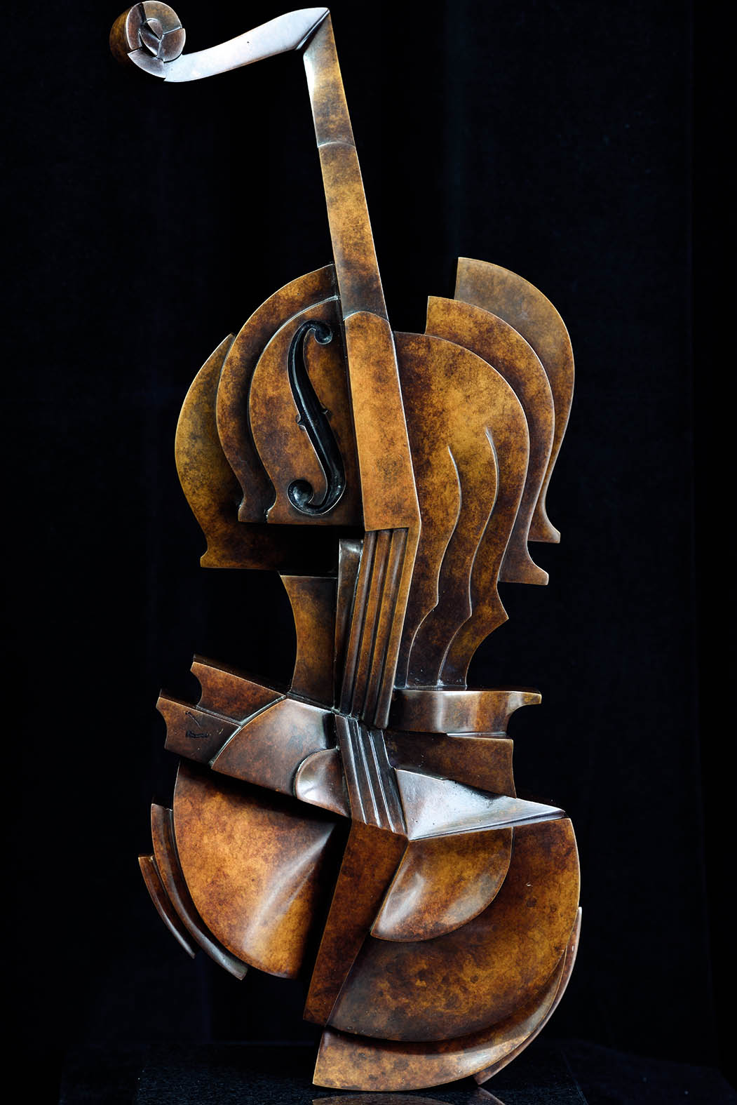 Bronze sculpture by Andrew Thomas