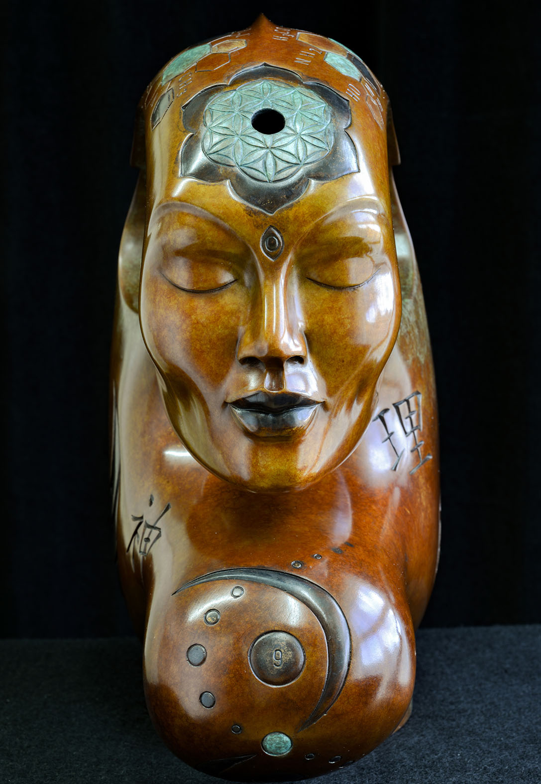 Bronze sculpture by Andrew Thomas