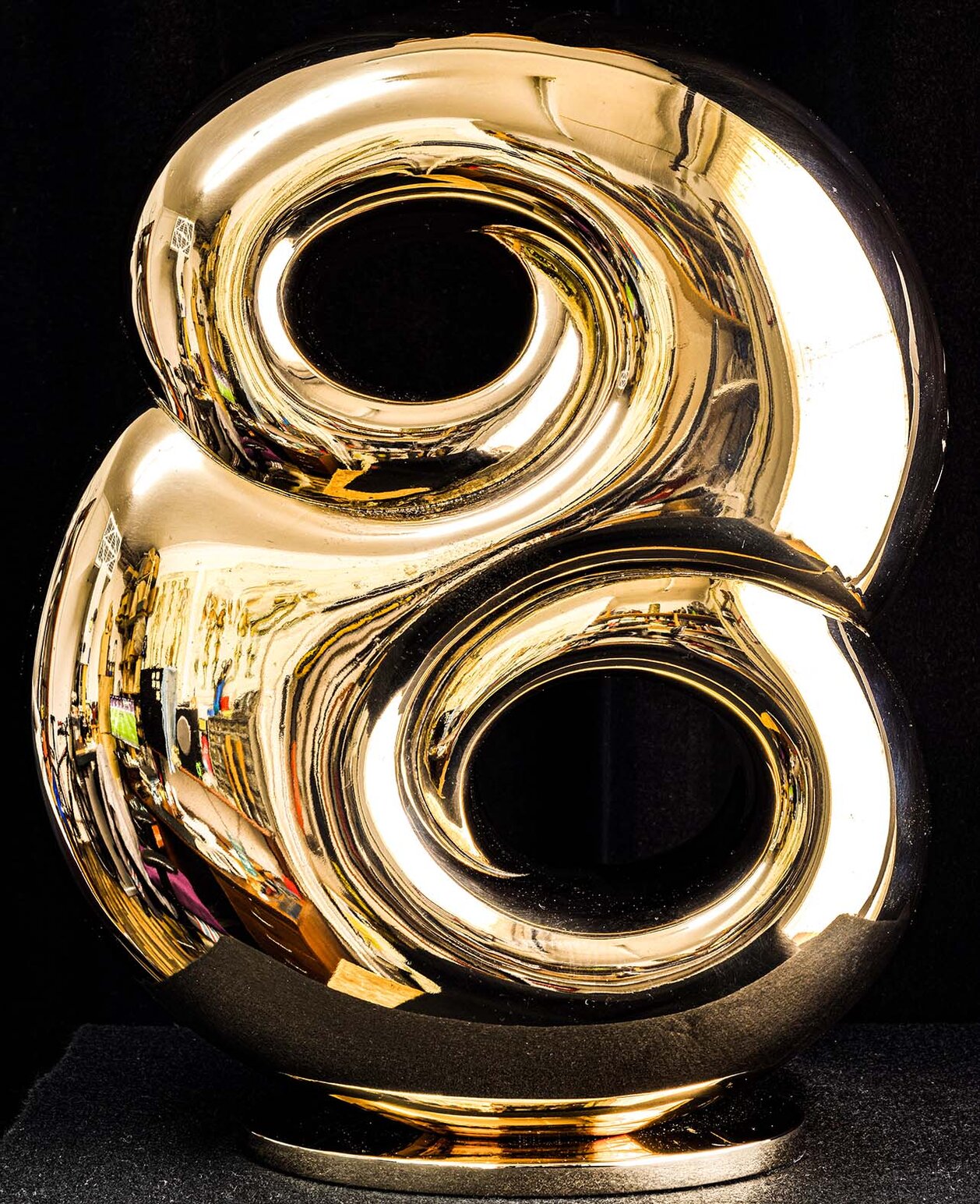 Bronze sculpture by Andrew Thomas